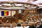 Парламент Молдовы одобрил снятие ограничений на вещание российского ТВ