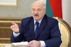 Лукашенко заявил о готовности ввести белорусских миротворцев в Донбасс