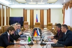 В. Озеров провел встречу с членом Комитета Бундестага Германии по обороне