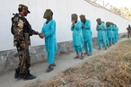 Власти Афганистана освободят из тюрем 900 талибов