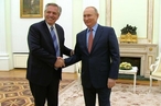 Путин поблагодарил президента Аргентины за регистрацию Sputnik V