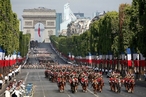 Во Франции отменили военный парад 14 июля